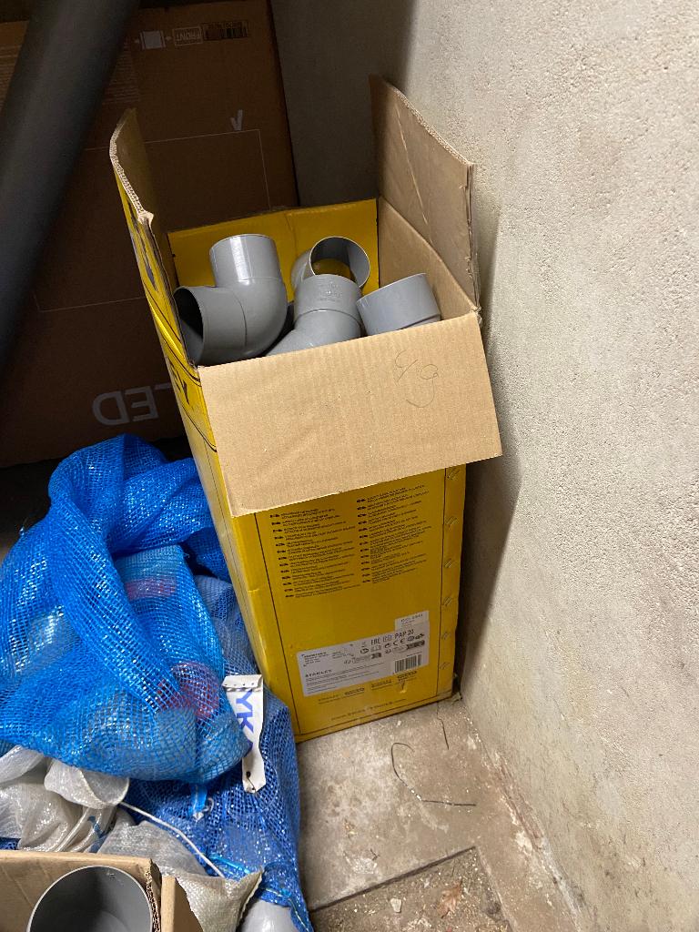 te koop hemelwaterafvoer bocht 80mm, Ophalen, Bochten, Pvc, Nieuw