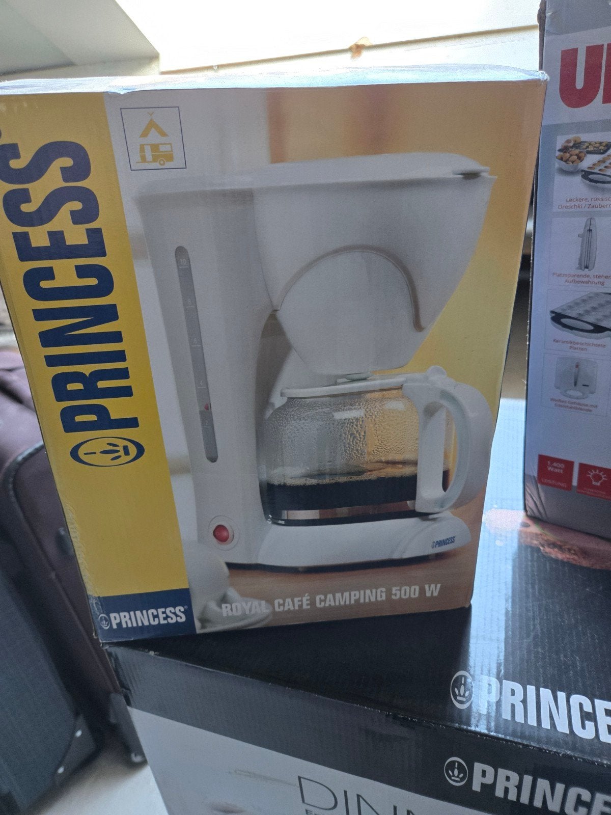 Nieuw in doos ....Nooit gebruikt leuk kerst cadeau, Ophalen, Gemalen koffie, 2 tot 4 kopjes, Koffiemachine