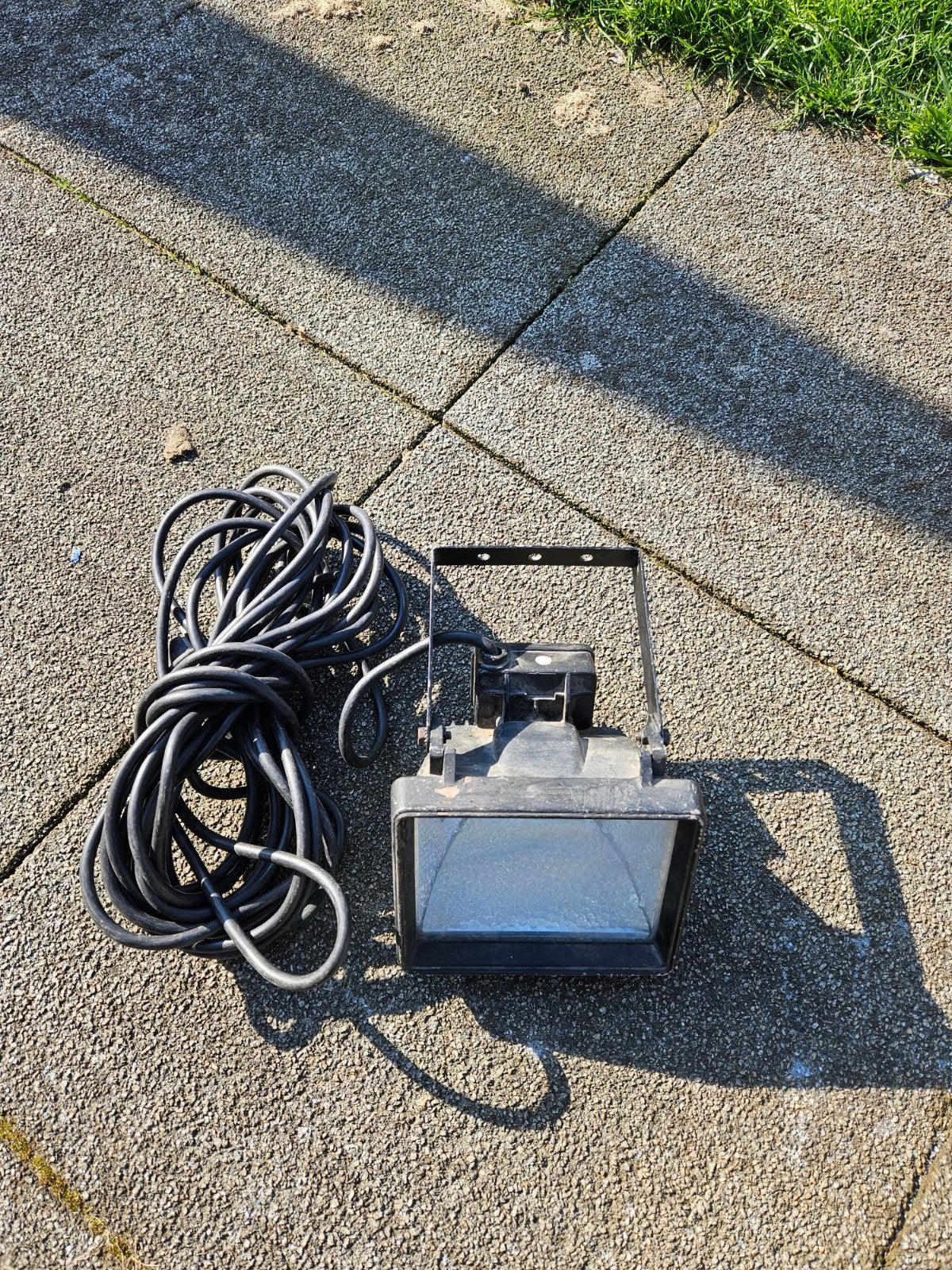 Halogeen bouwlamp 500W met lange kabel, Ophalen of Verzenden, Gebruikt, 500 watt of meer, Lamp met armatuur