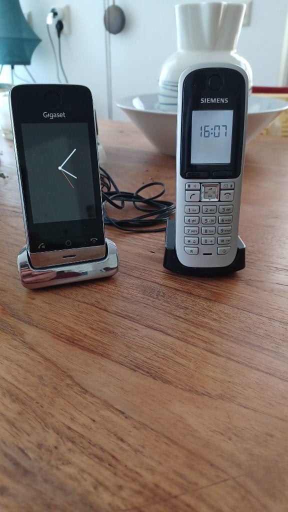 gigaset SL910A + extra handset, Telecommunicatie, Vaste telefoons | Handsets en Draadloos, Ophalen, Zo goed als nieuw, 2 handsets