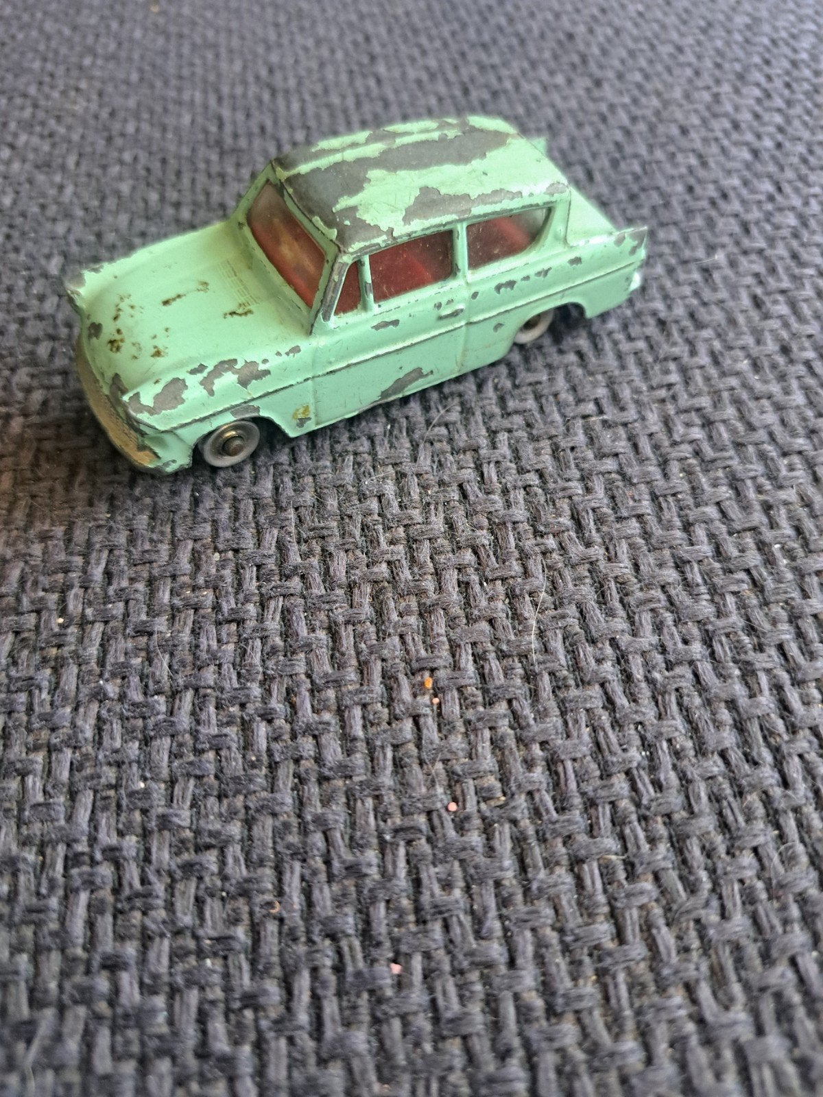 Dinky toys meccano england ford anglia, Antiek en Kunst, Antiek | Speelgoed, Ophalen of Verzenden