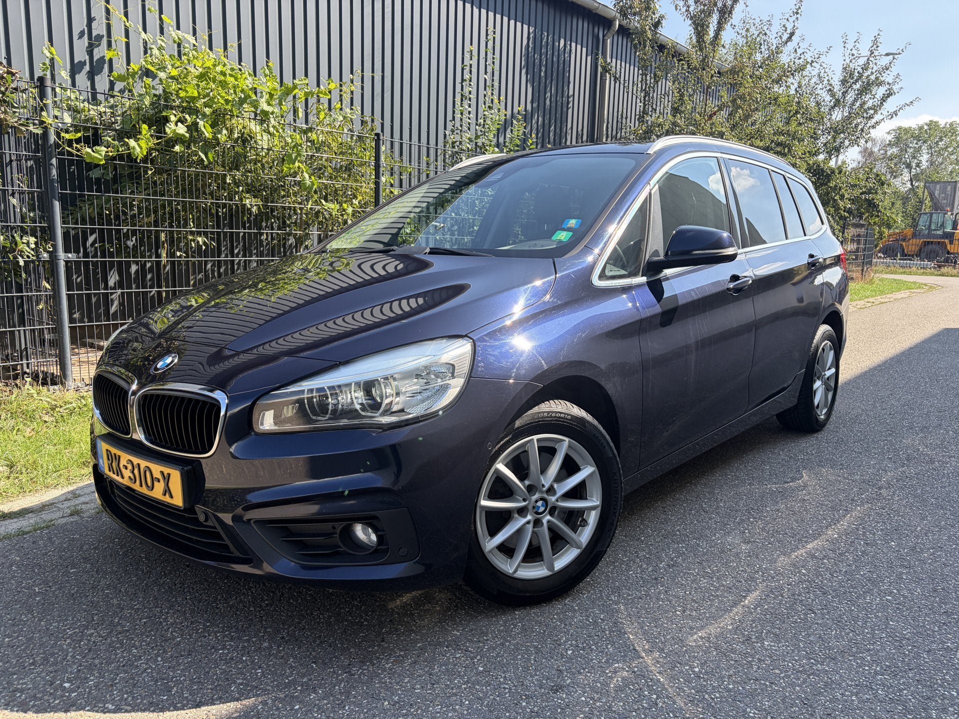 BMW 2 Serie Gran Tourer 218i Luxury / NAVI / LEER / CRUISE /, Auto's, Voorwielaandrijving, 136 pk, Gebruikt, 2-Serie Gran Tourer