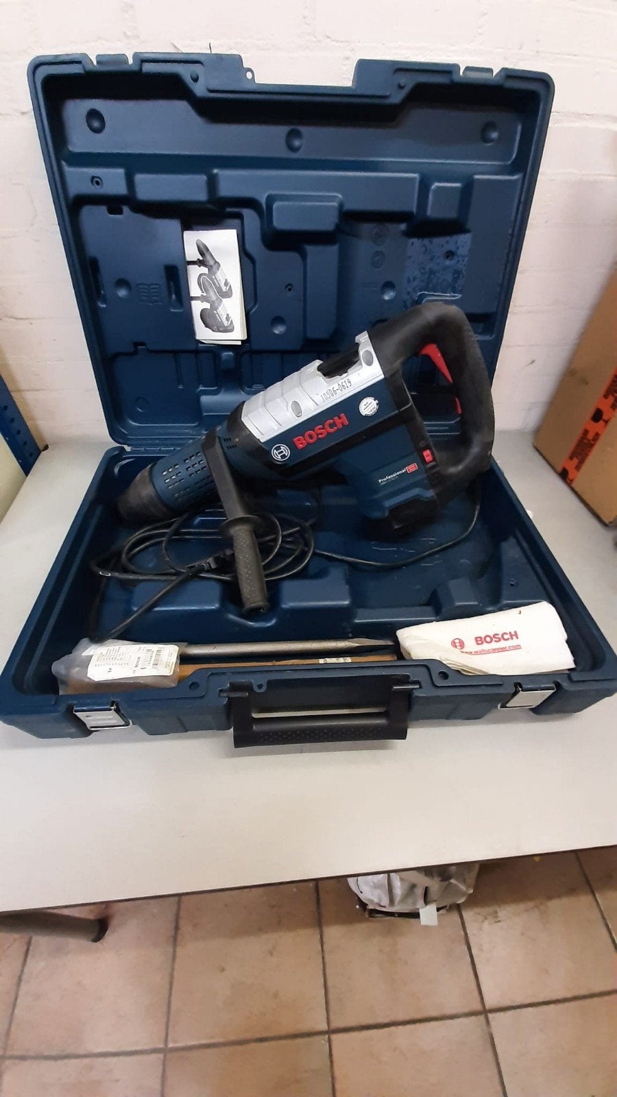 Bosch Boorhamer GBH 12.52D SDS MAX, Ophalen, Zo goed als nieuw, Boor- en/of Breekhamer