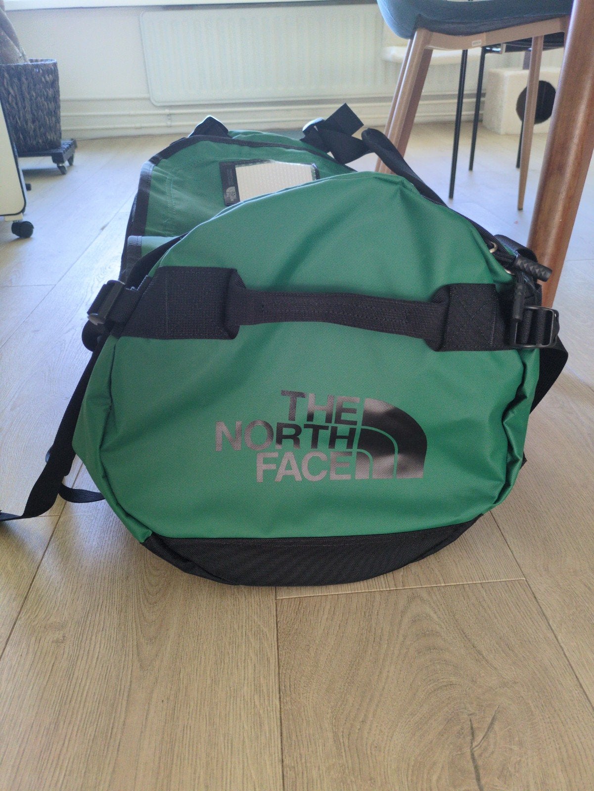 The North Face Base Camp Duffel M 71 liter, Sieraden, Tassen en Uiterlijk, Tassen | Reistassen en Weekendtassen, Ophalen, Nieuw