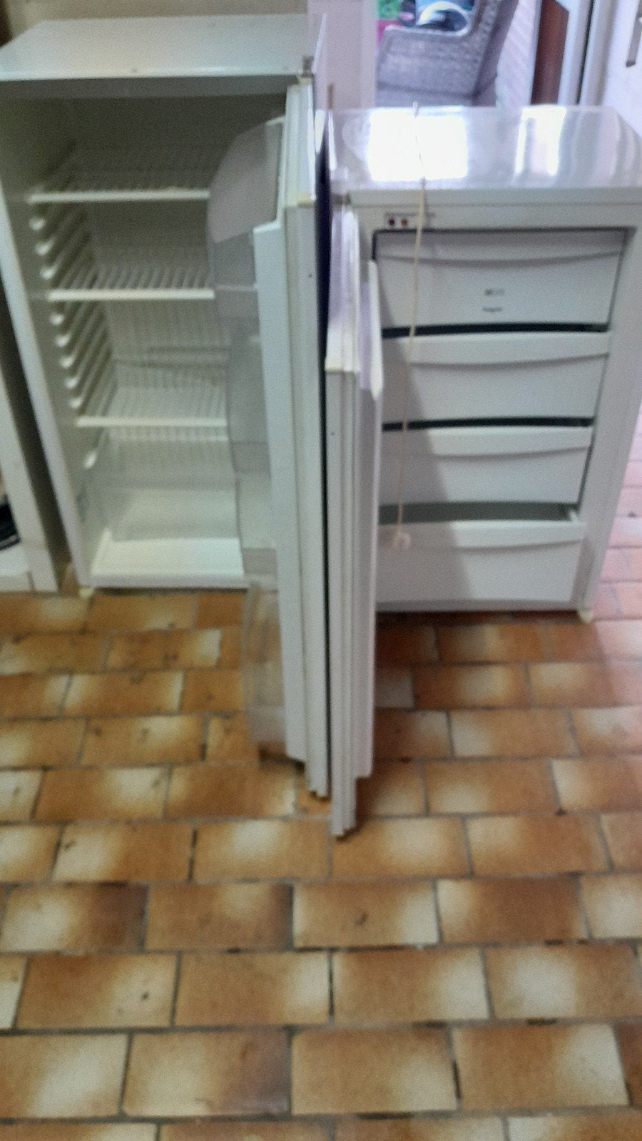Pelgrim inbouw ijskast en vriezer, Ophalen