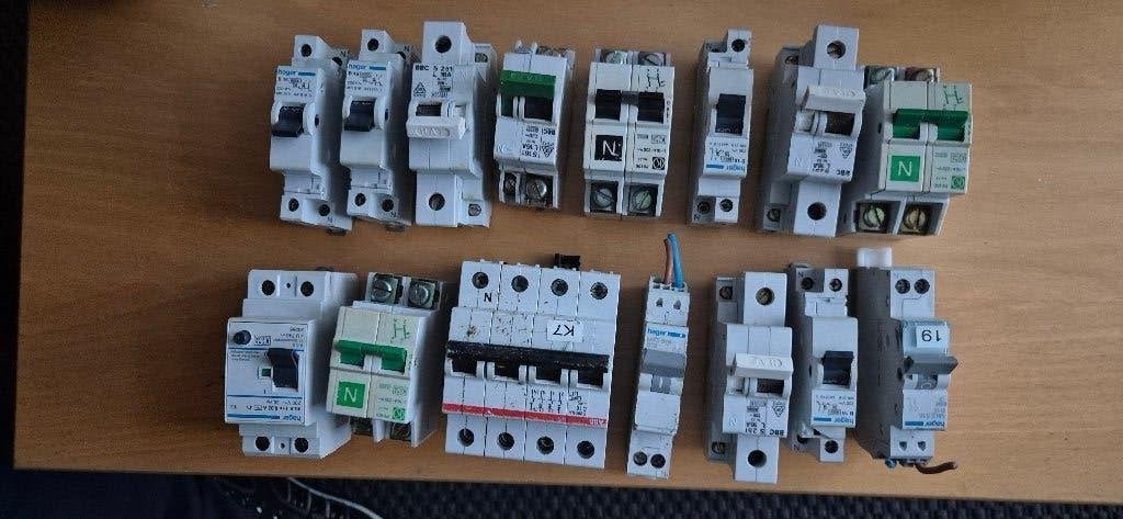 Partij van 15 gebruikte installatieautomaten van 16A., Ophalen of Verzenden, Gebruikt, Installatieautomaat