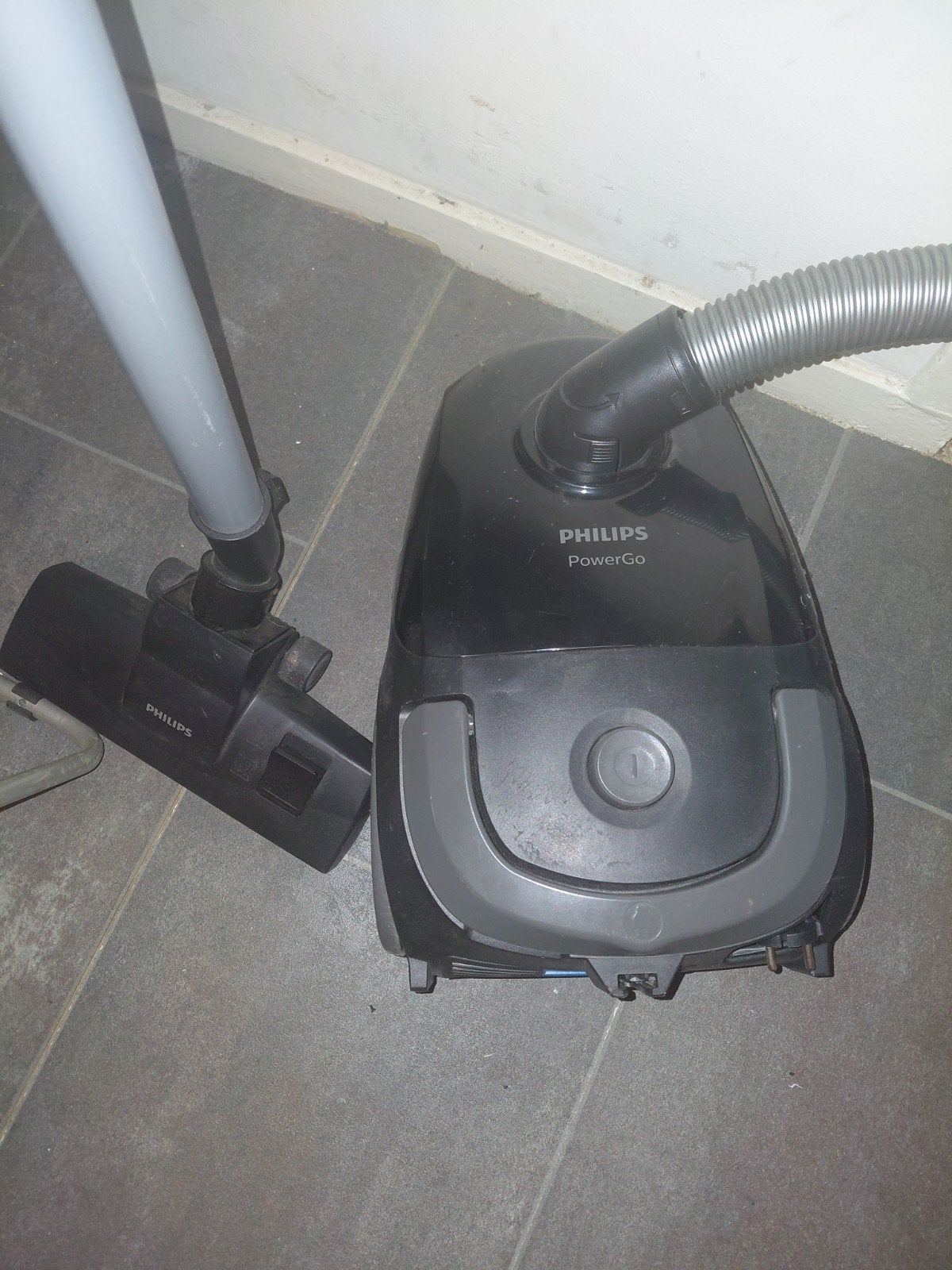 Philips PowerGo stofzuiger - Zwart, Gebruikt, Gebruikt, Philips, Sledestofzuiger, Ophalen