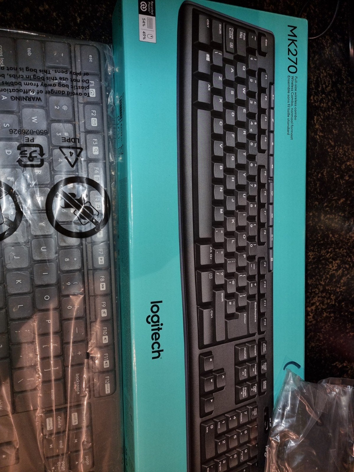 Logitech MK270 Draadloos Toetsenbord en Muis Set, Computers en Software, Toetsenborden, Ophalen, Logitech, Nieuw, Draadloos