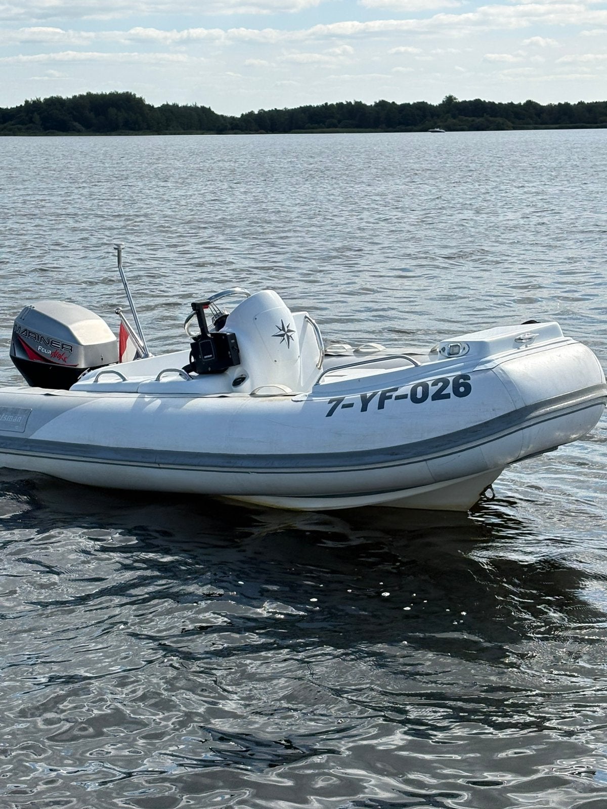 Yachtsman met 25 pk viertakt, Watersport en Boten, Rubberboten, Gebruikt, Kussens, Ophalen, Polyester/glasvezel