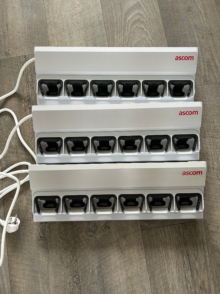 ☎️ Ascom CR3-AAAD CR3 MultiCharger D83 D81 D62 D63 I63 ☎️, Ophalen of Verzenden, Refurbished, 4 handsets of meer