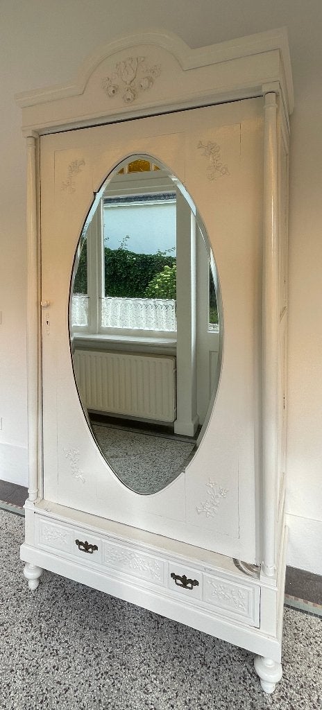 Antieke franse kledingkast/kast met geslepen spiegel, Ophalen