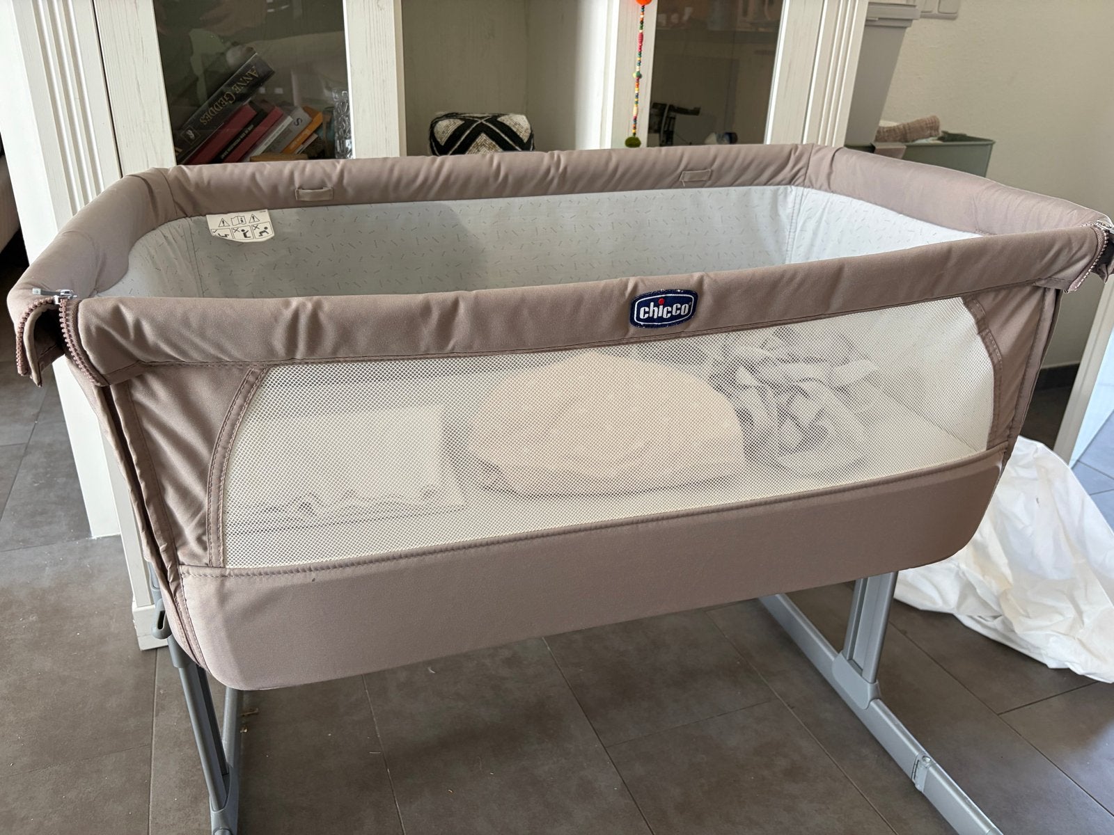 Chicco Next2Me  co sleeper met extra matras, Kinderen en Baby's, Babywiegjes en Ledikanten, Ophalen, Gebruikt, Wieg