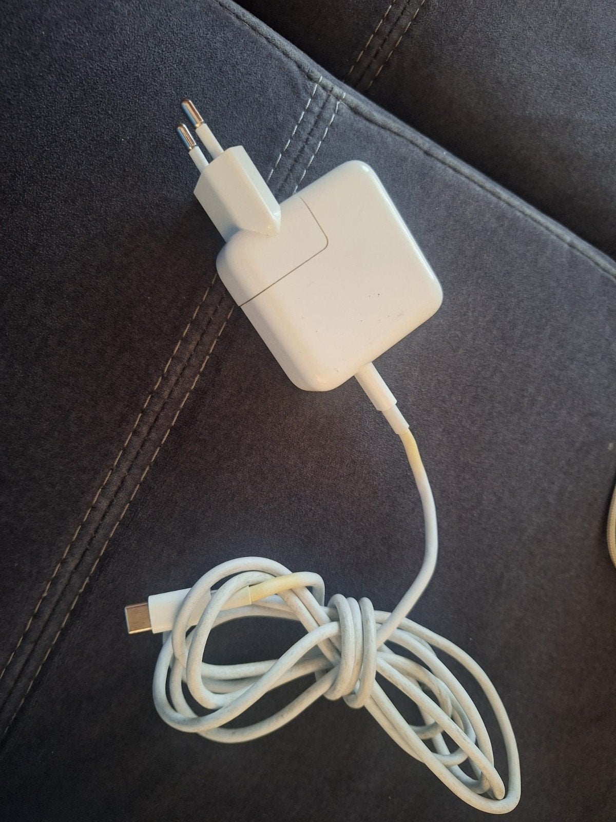 Apple 30W USB-C Power Adapter (Model A2164), Telecommunicatie, Mobiele telefoons | Telefoon-opladers, Adapter, Apple, USB-C, Gebruikt