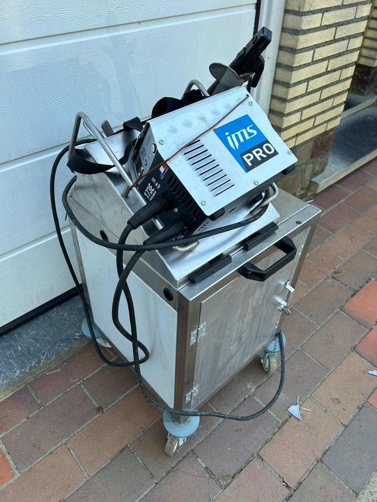 Lasaparaat in zeer hoede staat met kar, Ophalen of Verzenden, Zo goed als nieuw, 250 ampère of meer, Elektroden