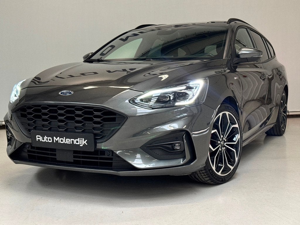 Ford Focus 1.0 EcoBoost Hybrid ST Line Camera / 18 inch / Na, Gebruikt, Zwart, Origineel Nederlands, 19 km/l