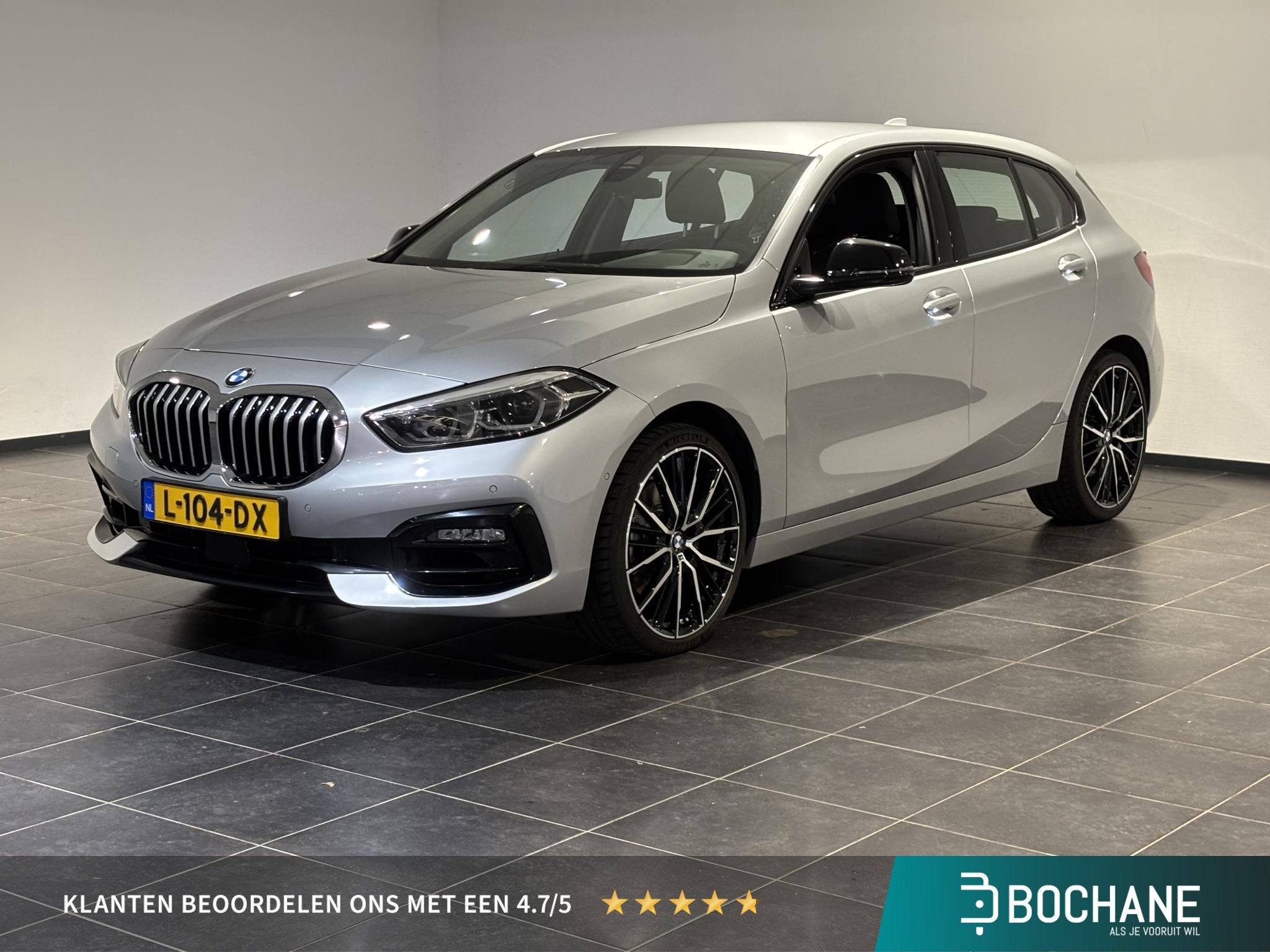 BMW 1-serie 120i High Executive | Sport line | Apple CarPlay