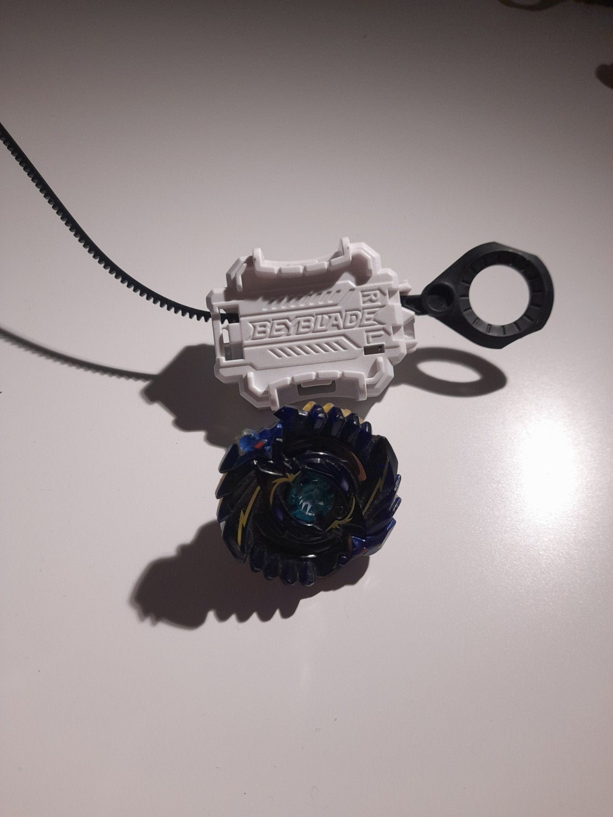Beyblade met launcher - Zo goed als nieuw, Ophalen of Verzenden, Zo goed als nieuw
