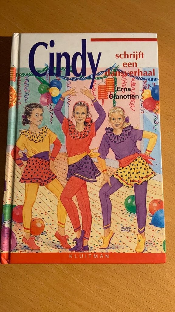 S. Zomers - Cindy schrijft een dansverhaal, Ophalen of Verzenden, Fictie algemeen