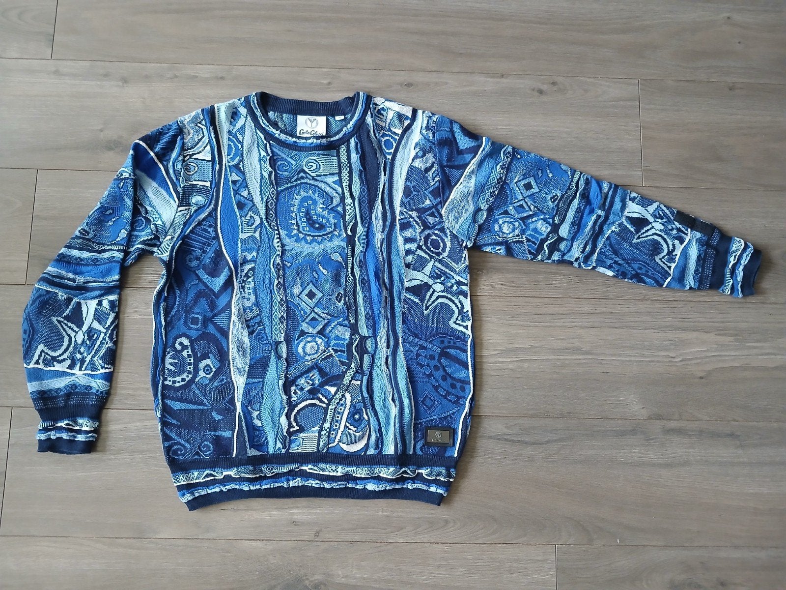 carlo colucci en coogi en tundra en geccu truien maat M(17), Ophalen, Gedragen, Overige kleuren
