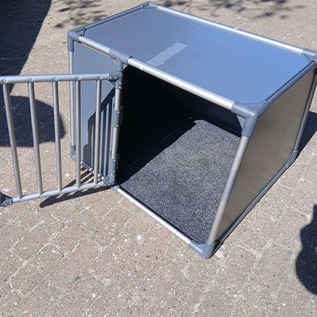Hondenbench/autobench, Ophalen, Zo goed als nieuw