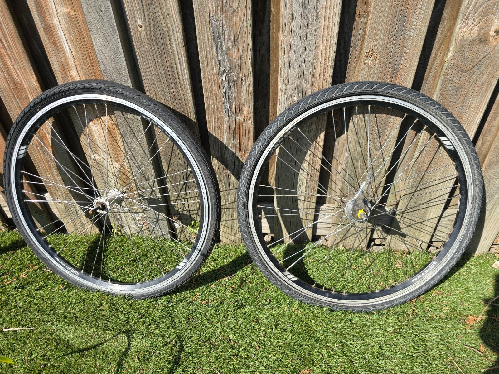 2 26inch wielen, Fietsen en Brommers, Fietsonderdelen, Ophalen of Verzenden