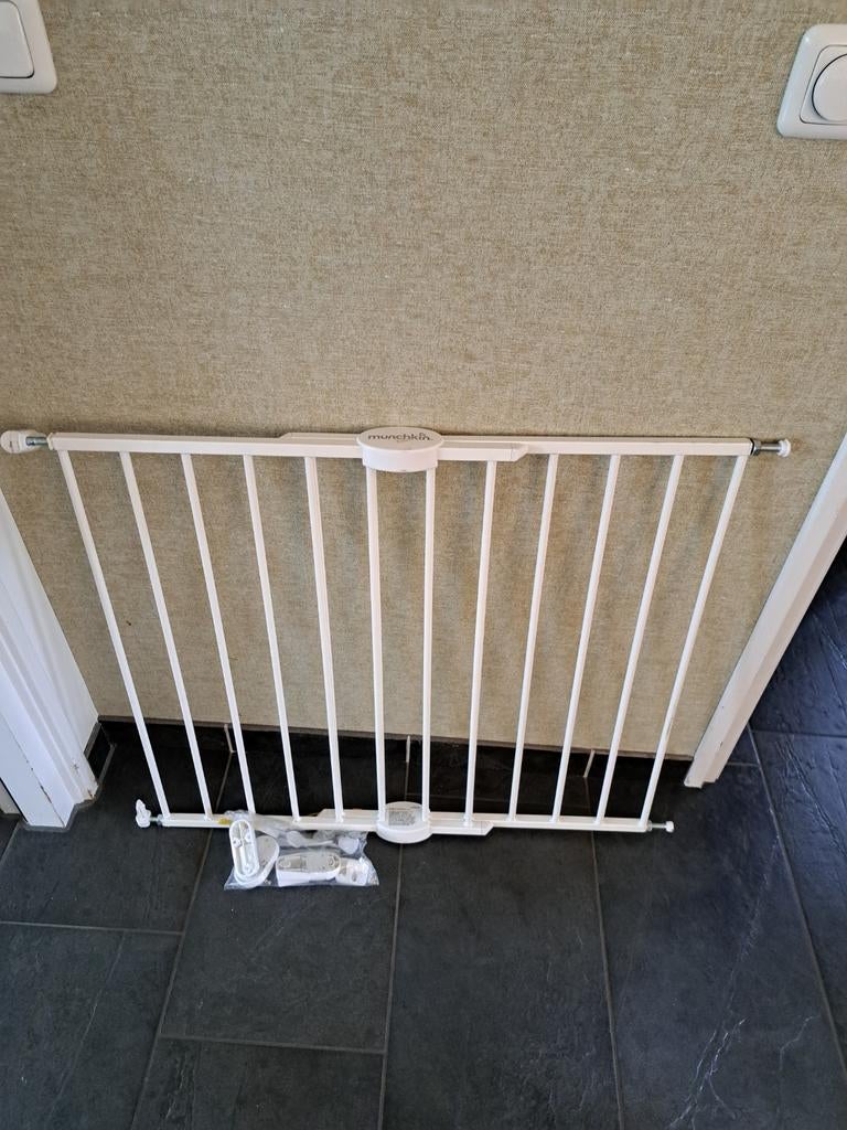 Munchkin Veiligheids Traphekje - Wit, Uitschuifbaar, Ophalen, Gebruikt, 100 tot 115 cm, Klemhekje