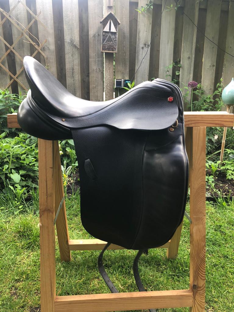 Paardrijzaldel Albion SLK Ultima 17,5inch - Medium wide boom, Ophalen, Zo goed als nieuw, Dressuur