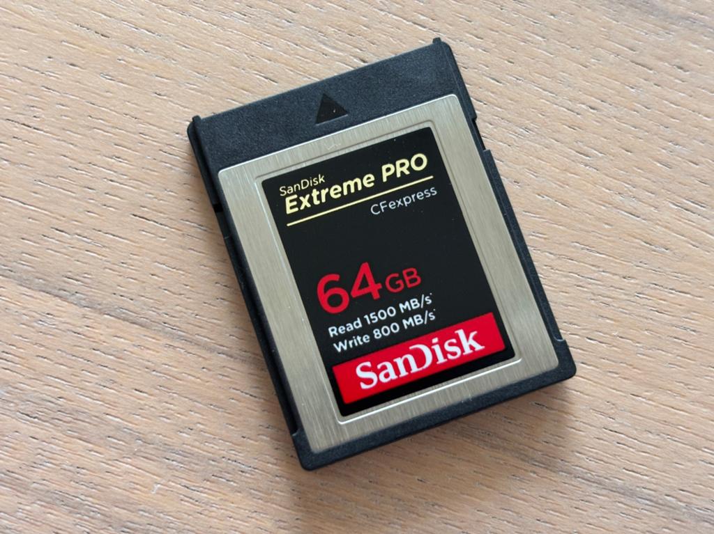 SanDisk Extreme Pro 64GB CFexpress Type B, Ophalen of Verzenden, Zo goed als nieuw, Fotocamera, 64 GB