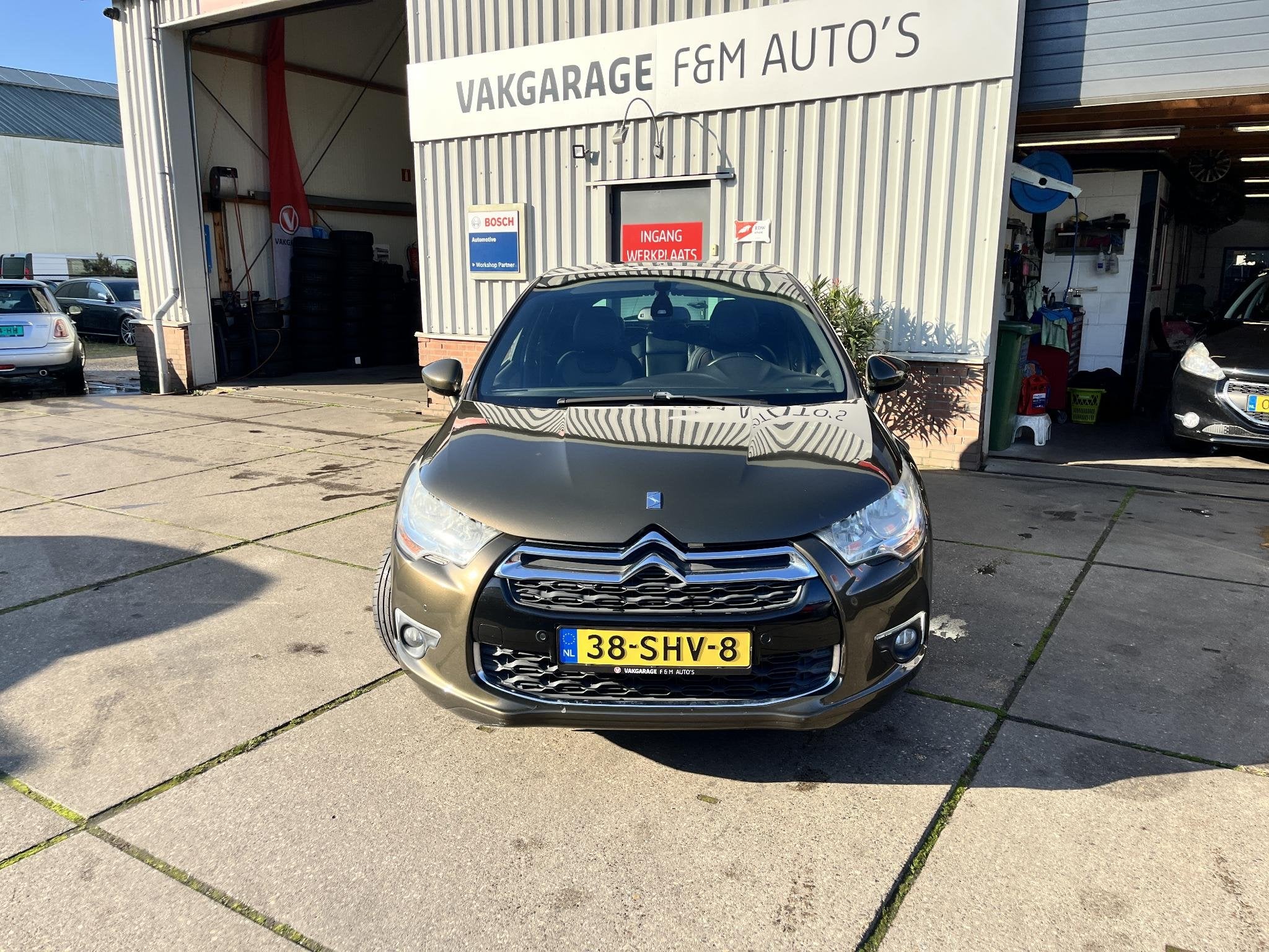 Citroen DS4 1.6 THP Sport Chic, Auto's, Voorwielaandrijving, Euro 5, 4 cilinders, Bruin