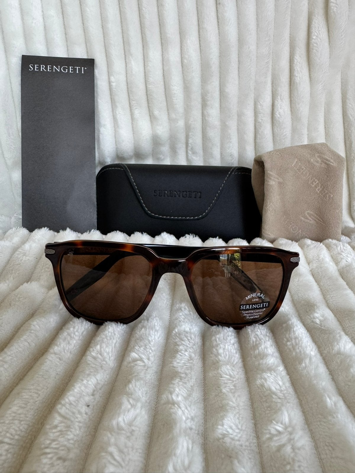 Serengeti Mattia 8472 garantie en btw-factuur, Sieraden, Tassen en Uiterlijk, Zonnebrillen en Brillen | Heren, Zonnebril, Nieuw