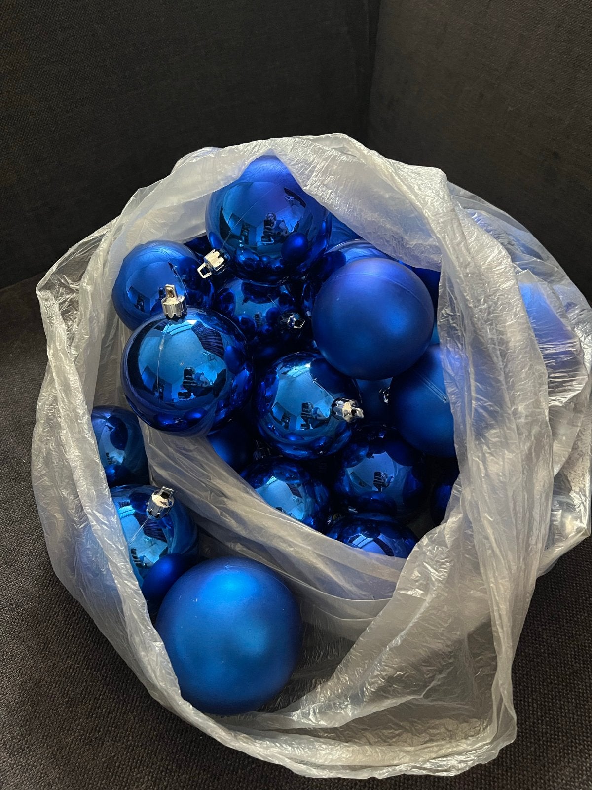 GRATIS - pedaalemmerzak vol met blauwe kerstballen, Diversen, Kerst, Ophalen