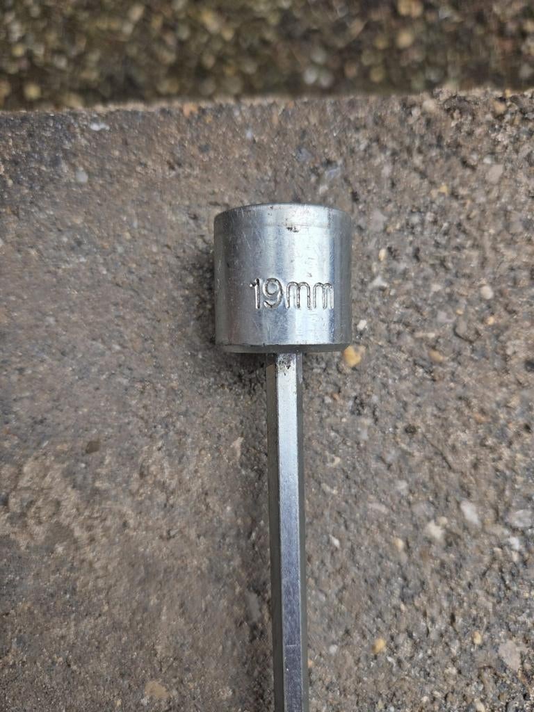 Pootuitdraaisleutel 54 cm x 19 mm, Caravans en Kamperen, Ophalen of Verzenden
