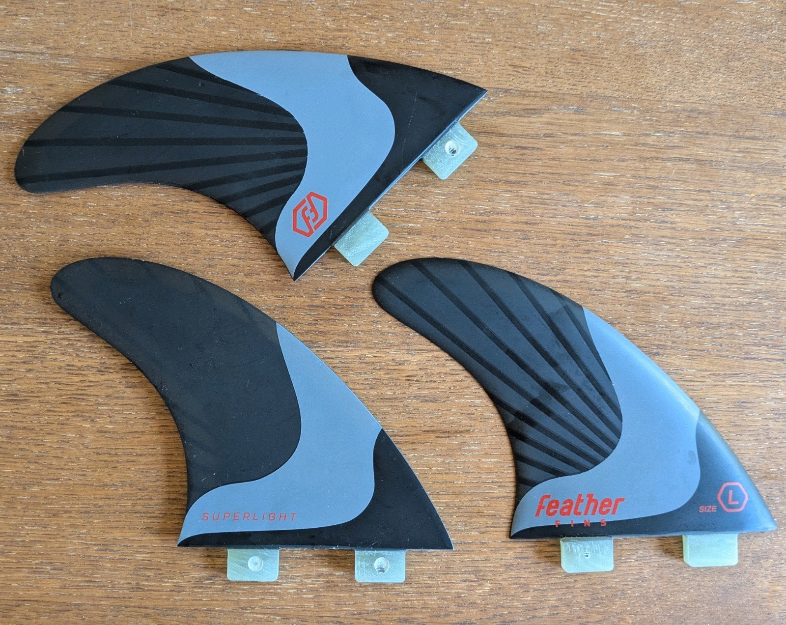 Feather Fins Superlight L Surfboard Vinnen Set, Ophalen of Verzenden, Zo goed als nieuw, Overige typen, Met vinnen