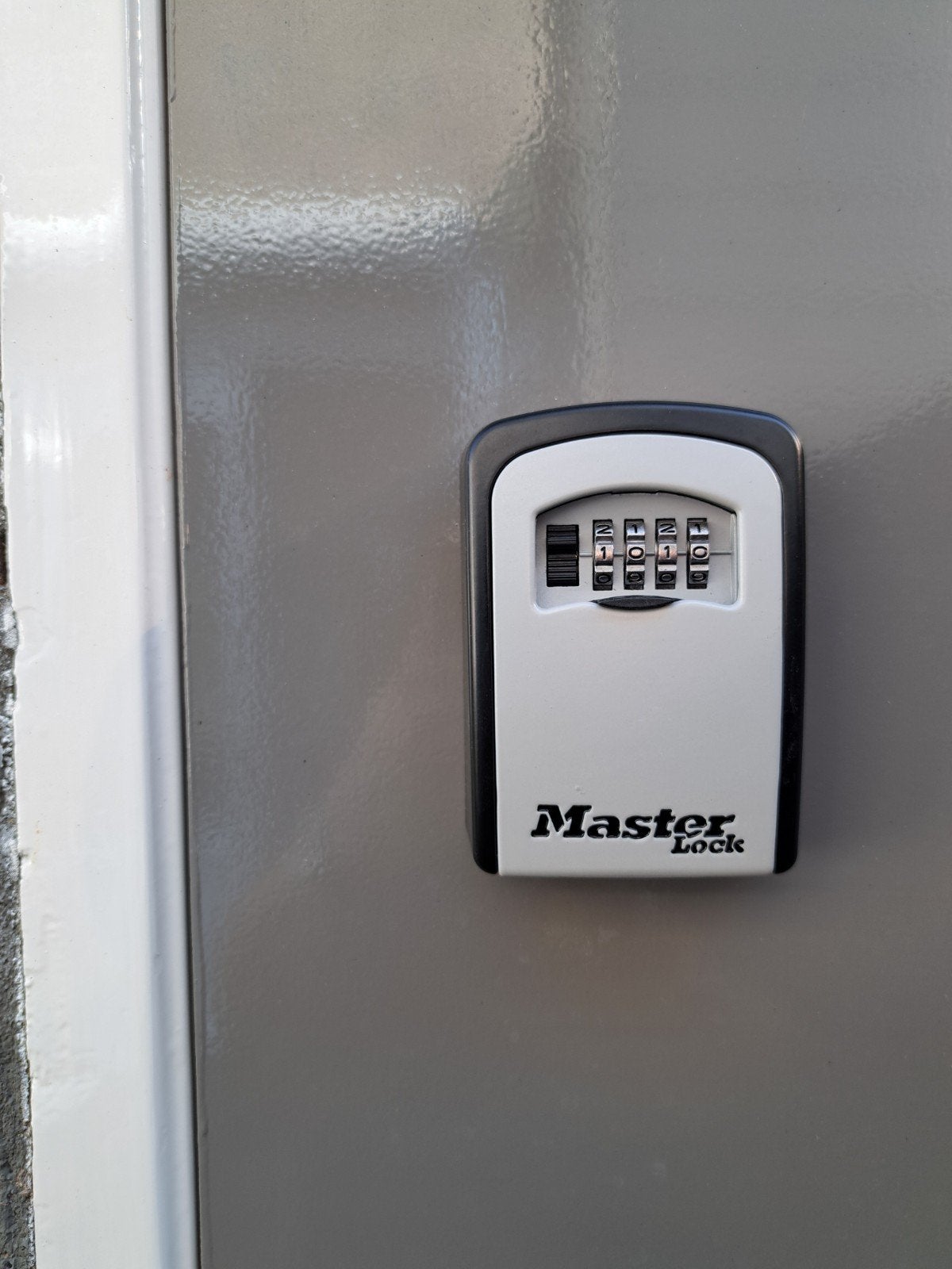 Master Lock sleutelkluisje met cijfercode, Ophalen of Verzenden, Nieuw, Overige materialen, Slot