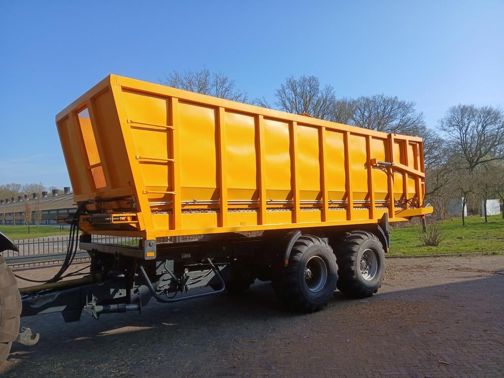 Hooglosser / hoogkiepbak, Ophalen, Transport