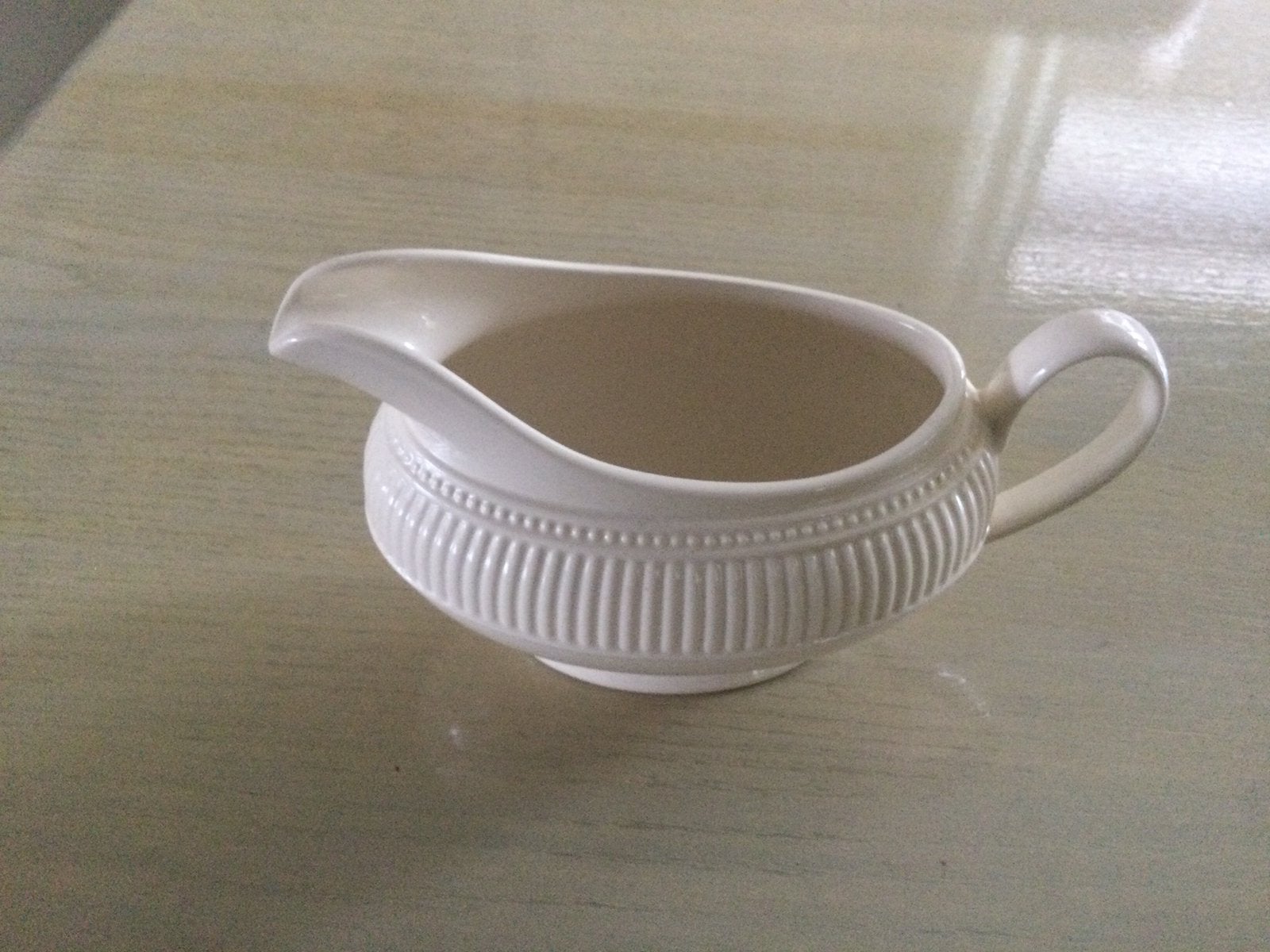 Wedgwood Windsor sauskom juskom ongebruikt nieuw, Huis en Inrichting, Keuken | Servies, Ophalen of Verzenden, Nieuw, Aardewerk