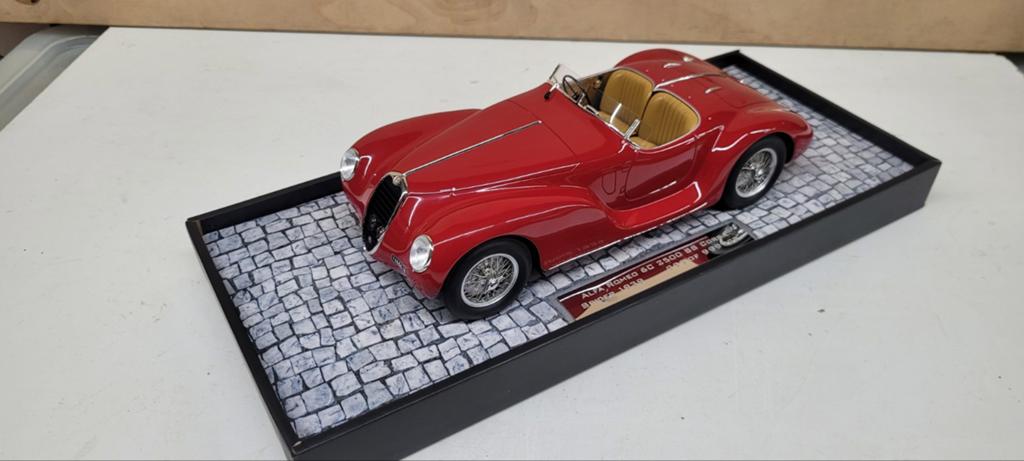 Minichamps 1939 Alfa Romeo 6C 2500 SS Corsa Spider, Hobby en Vrije tijd, Modelauto's | 1:18, Ophalen of Verzenden, Zo goed als nieuw