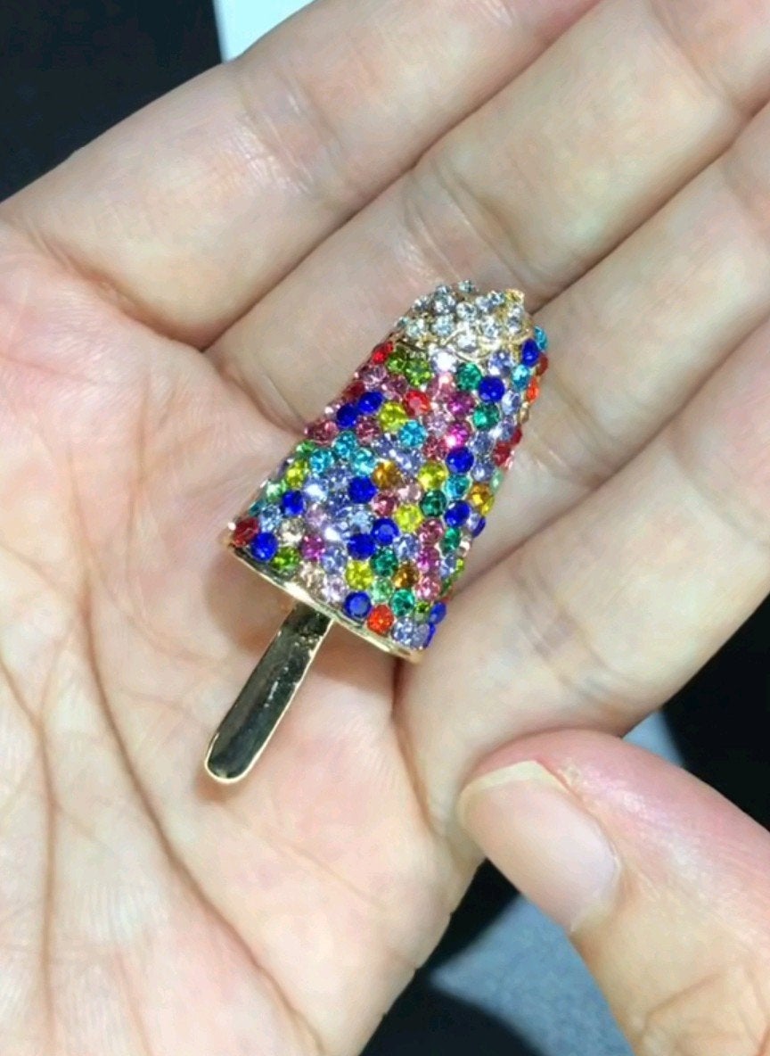 Nieuwe kleurrijke broche in de vorm van een ijsje, Overige materialen, Overige kleuren, Minder dan 4 cm, Nieuw