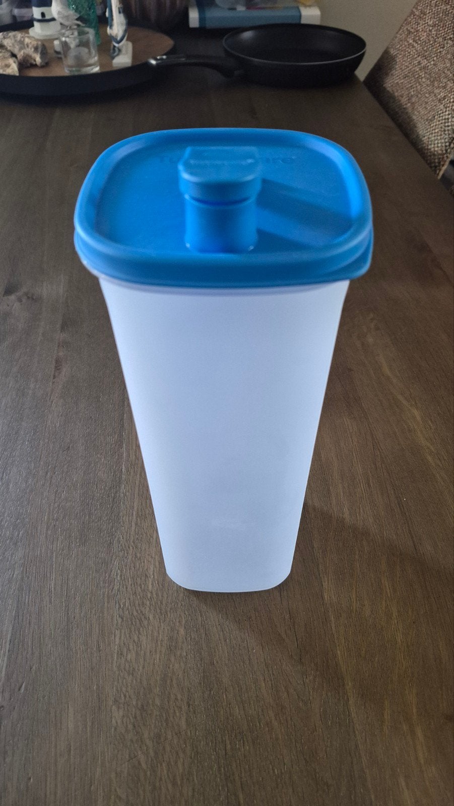 Nieuwe Tupperware Schenkkan vierkant., Huis en Inrichting, Keuken | Tupperware, Ophalen of Verzenden, Nieuw