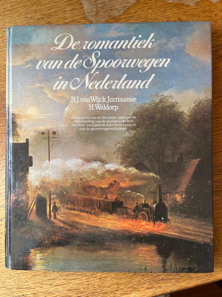 De romantiek van de Spoorwegen in Nederland, Ophalen of Verzenden, Gelezen, Trein