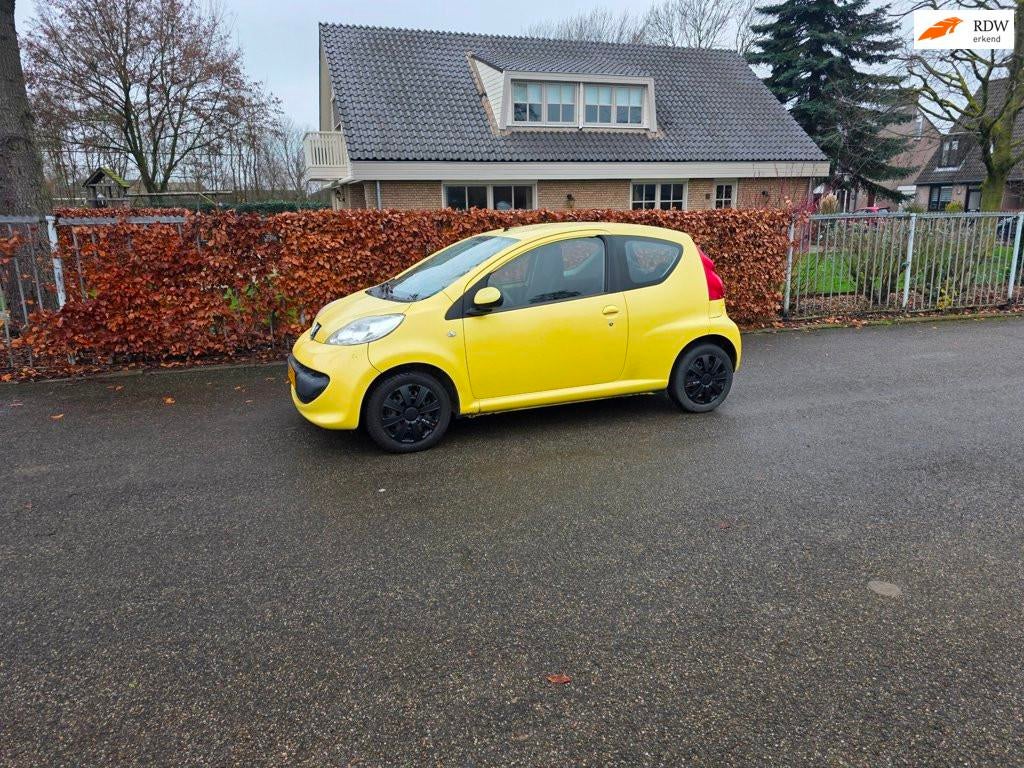 Peugeot 107 1.0-12V XS, Voorwielaandrijving, Gebruikt, Overige kleuren, 4 stoelen