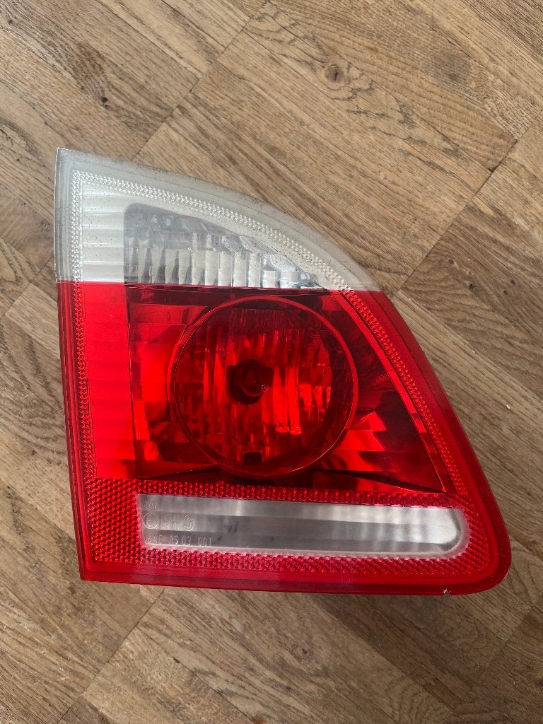 Achterlicht achterklep links BMW E61 (2005), Ophalen of Verzenden, Gebruikt, BMW