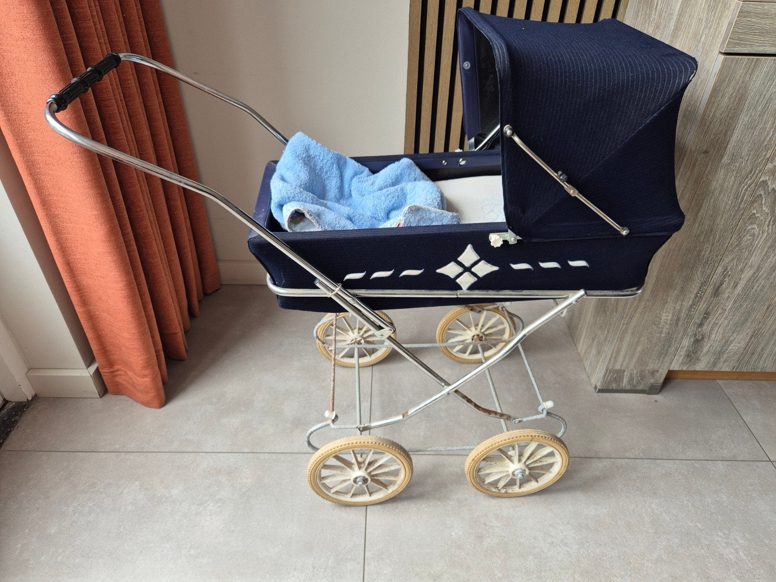 Vintage Kinderwagen - Klassiek Blauw Design, Ophalen