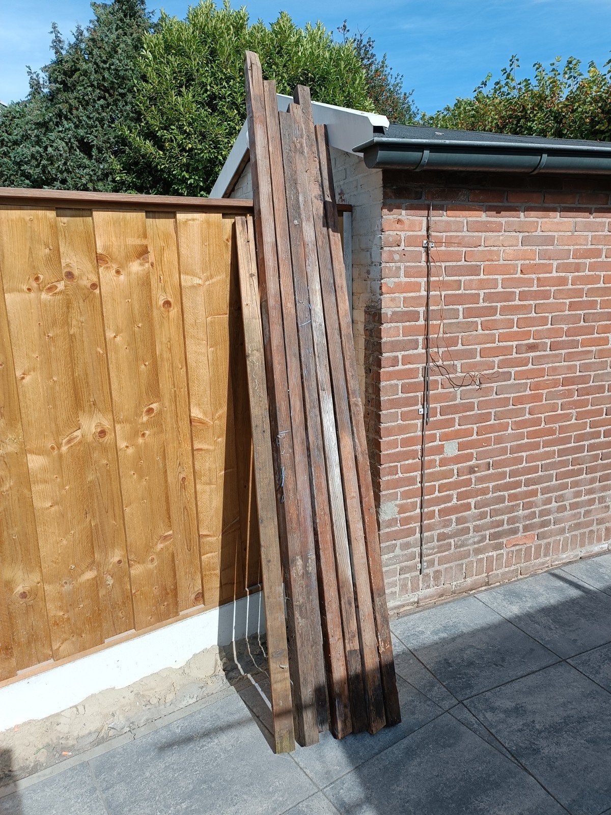 Gebruikte hardhouten palen met groeven 266x6x6 cm, Tuin en Terras, Ophalen, Gebruikt, Palen, Hardhout