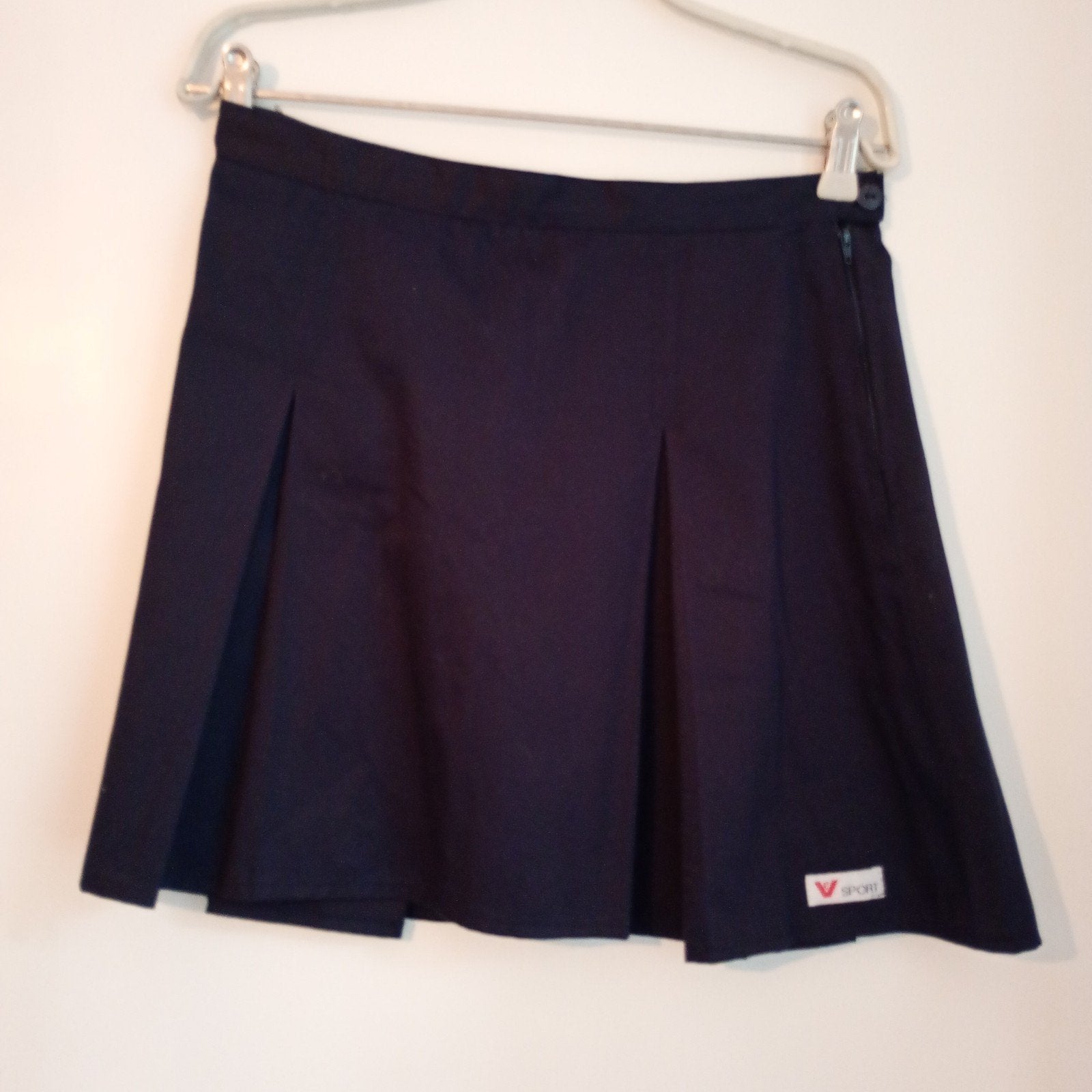 Donkerblauwe sportrok/ tennisrok van V-Sport, maat 36 (S), V-Sport, Blauw, Ophalen of Verzenden, Zo goed als nieuw