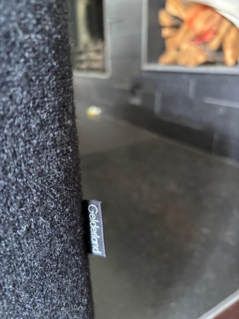 Hocker niet zo oud in perfect condition, Ophalen, Vierkant, 75 tot 100 cm, Zo goed als nieuw