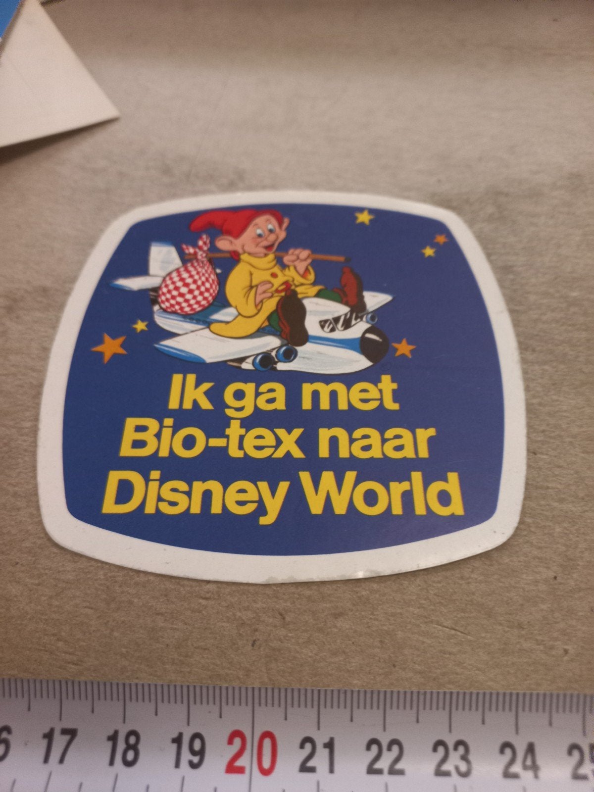 Vintage Bio-tex Disney World sticker Sneeuwwitje, Verzamelen, Stickers, Gebruikt, Ophalen of Verzenden