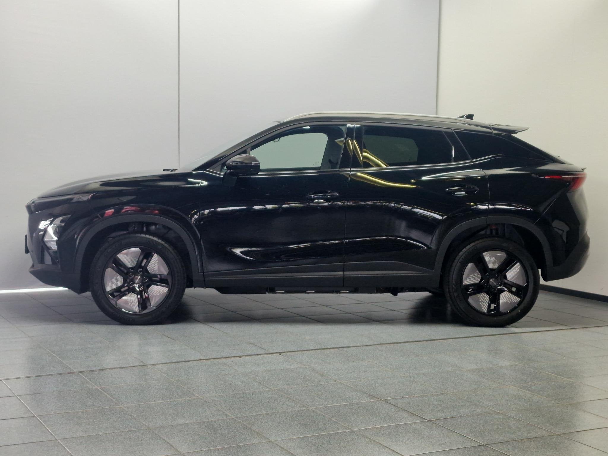 Omoda 5 EV Premium 61 kWh Elektr. Achterklep / Andr Auto-App, Auto's, Overige Auto's, 12 maanden, 430 km, 211 pk, SUV of Terreinwagen