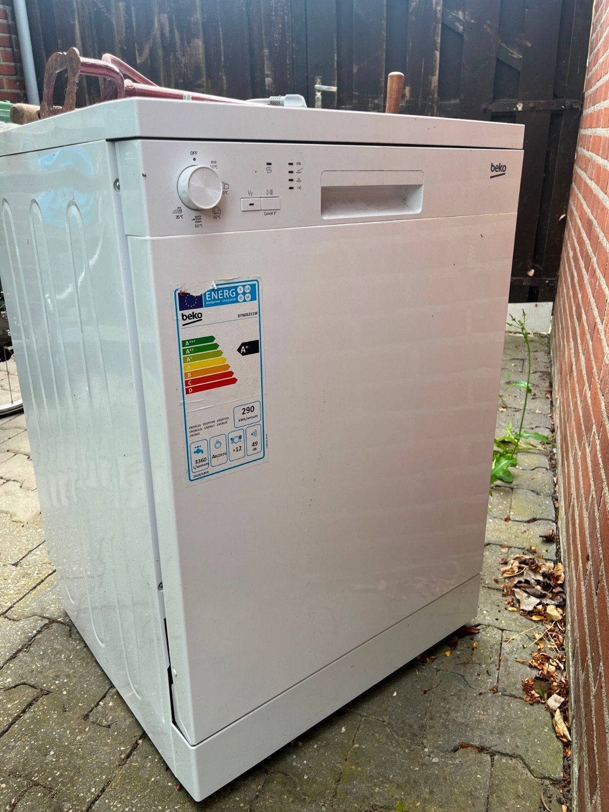 Beko vaatwasser defect - lekt water, Ophalen, Niet werkend, Vrijstaand, 60 cm of meer