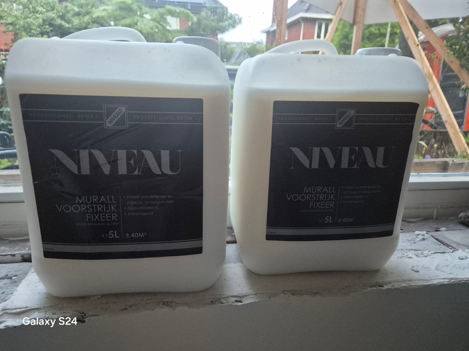 Voorstrijk fixeer, 5 tot 10 liter, Ophalen, Nieuw, Wit